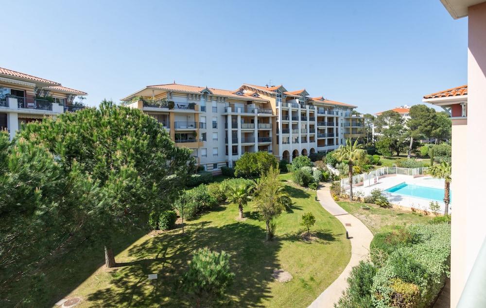 Vacanceole - Les Calanques Du Parc Frejus Bagian luar foto