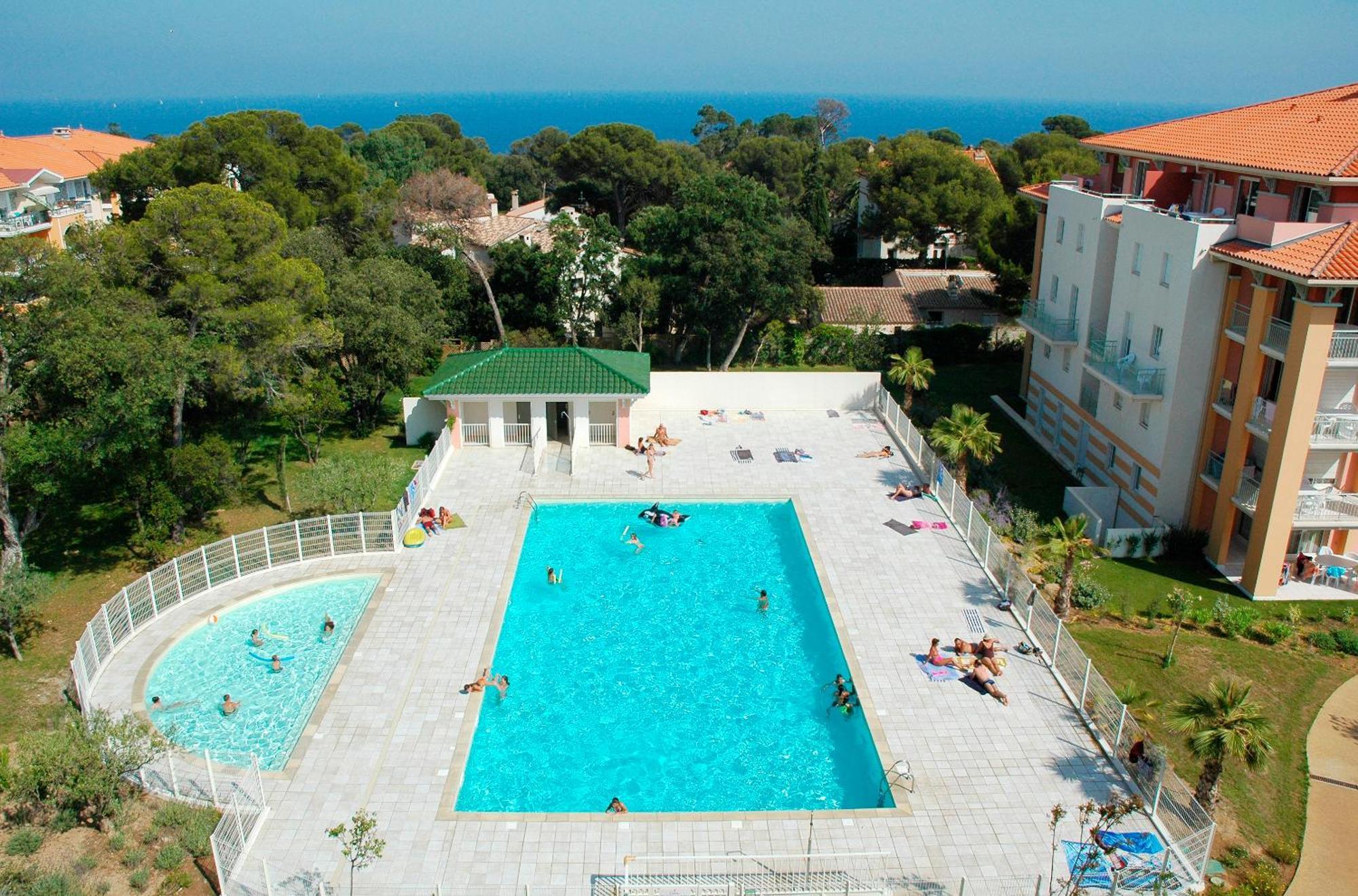 Vacanceole - Les Calanques Du Parc Frejus Bagian luar foto